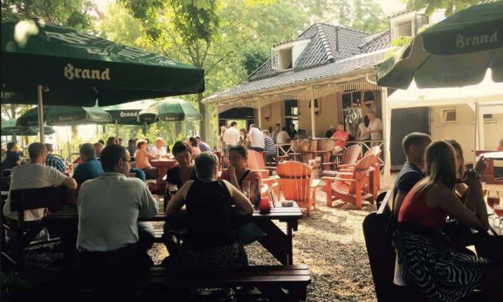 Onder de Linden